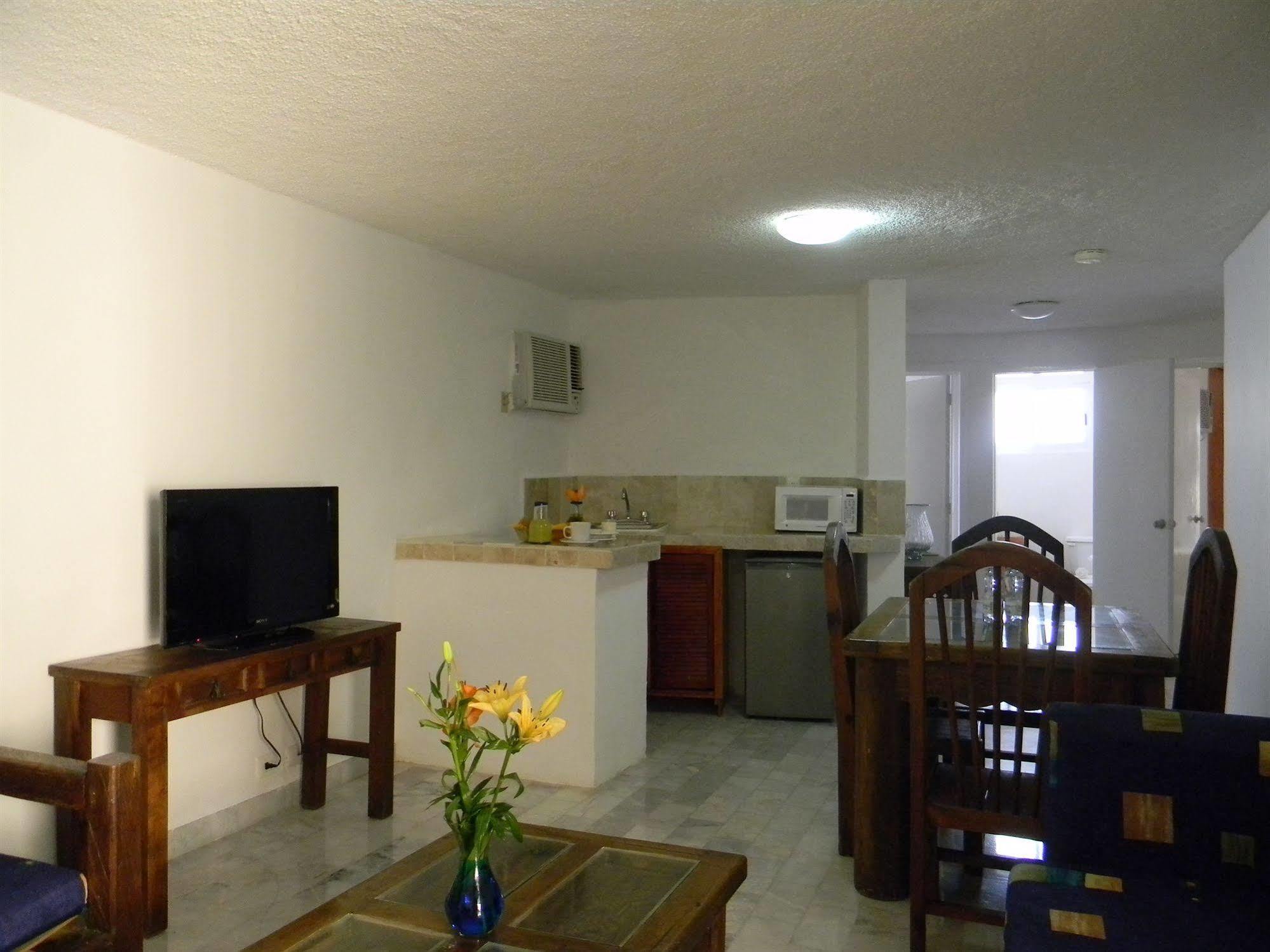 Imperial Laguna Faranda Cancún