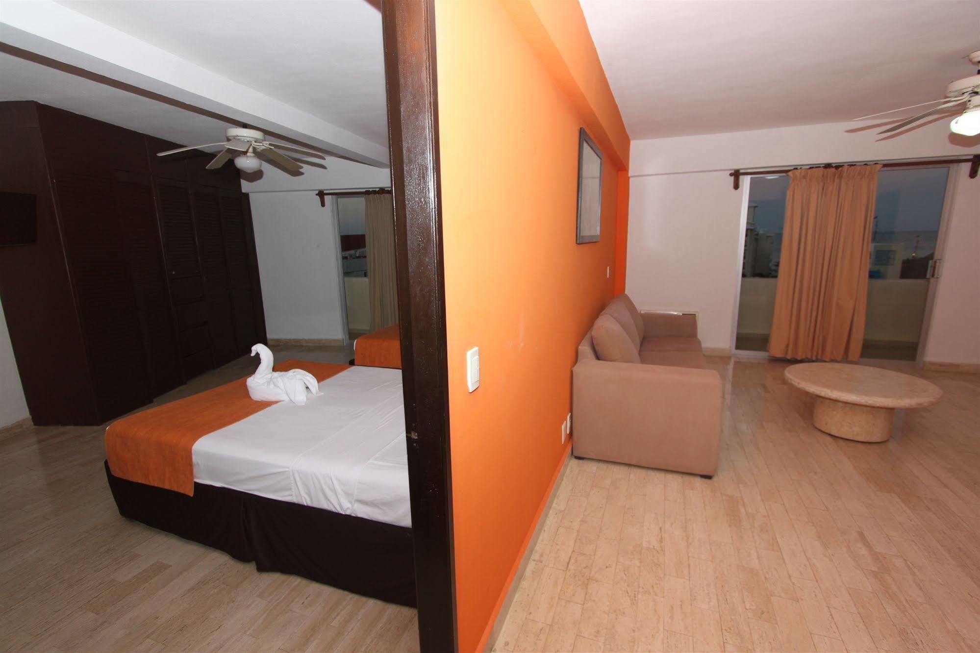Calypso 3* Cancún
