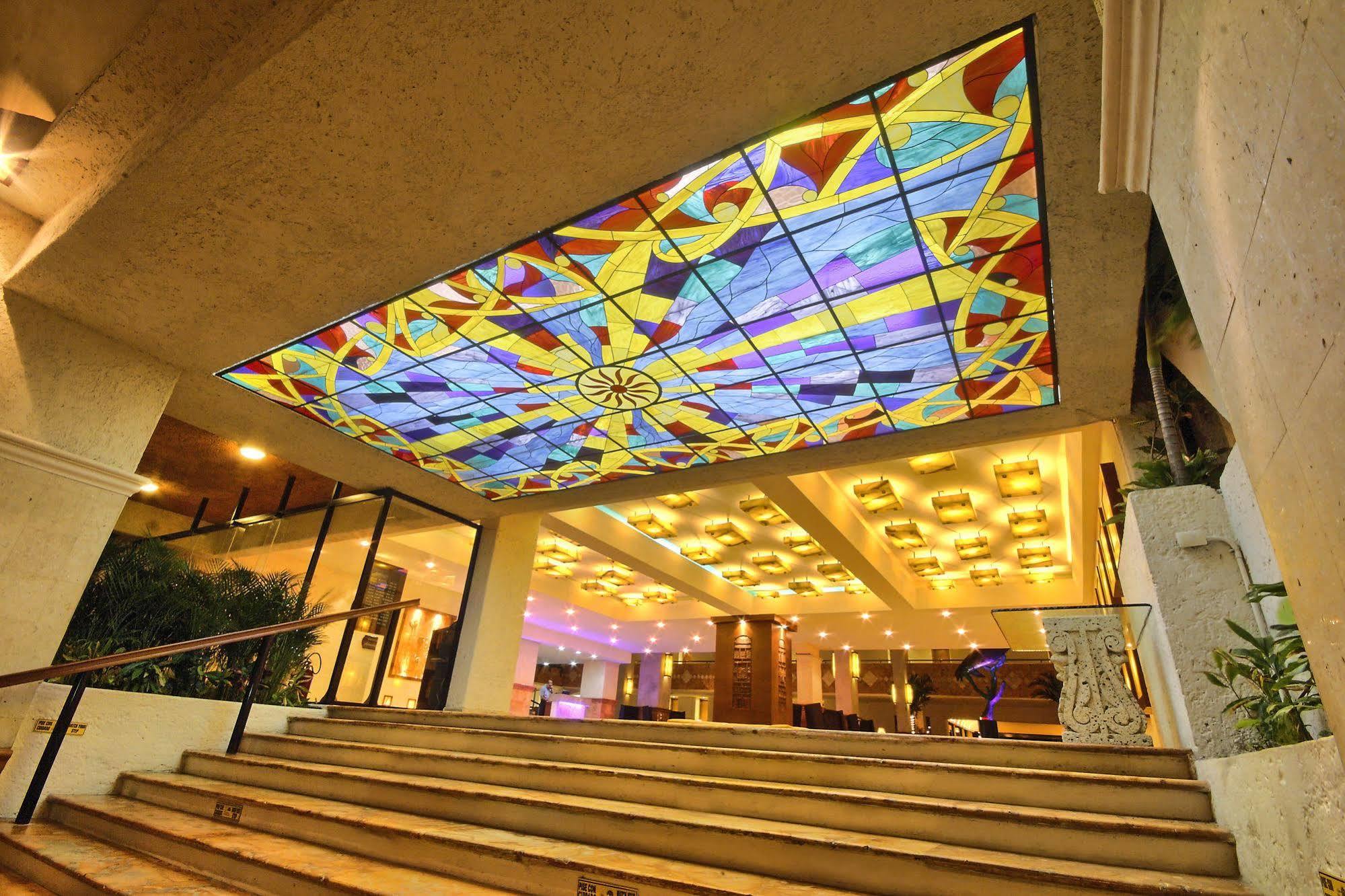 Golden Parnassus Adults Only & 5*