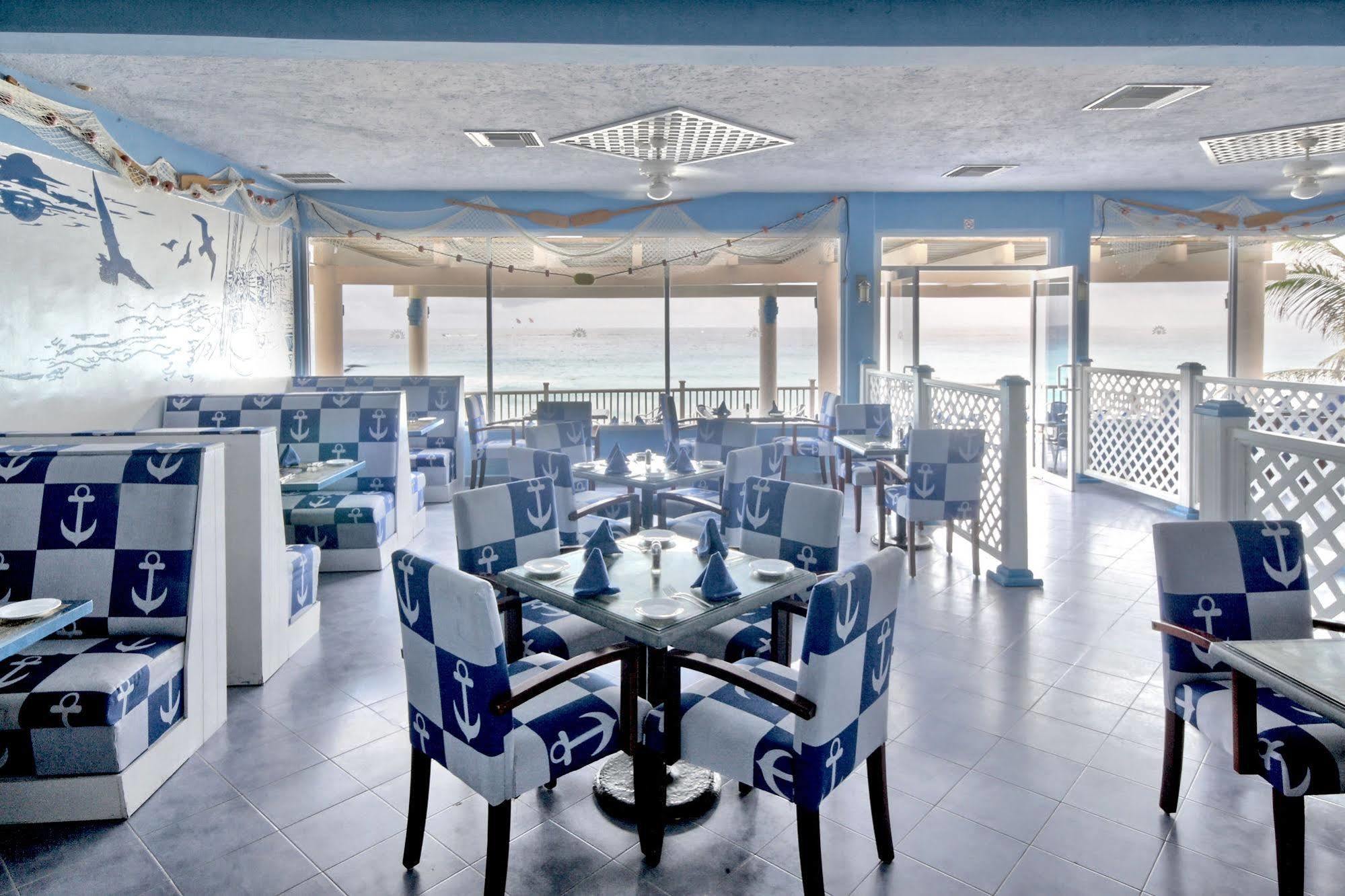 Golden Parnassus Adults Only & Cancún