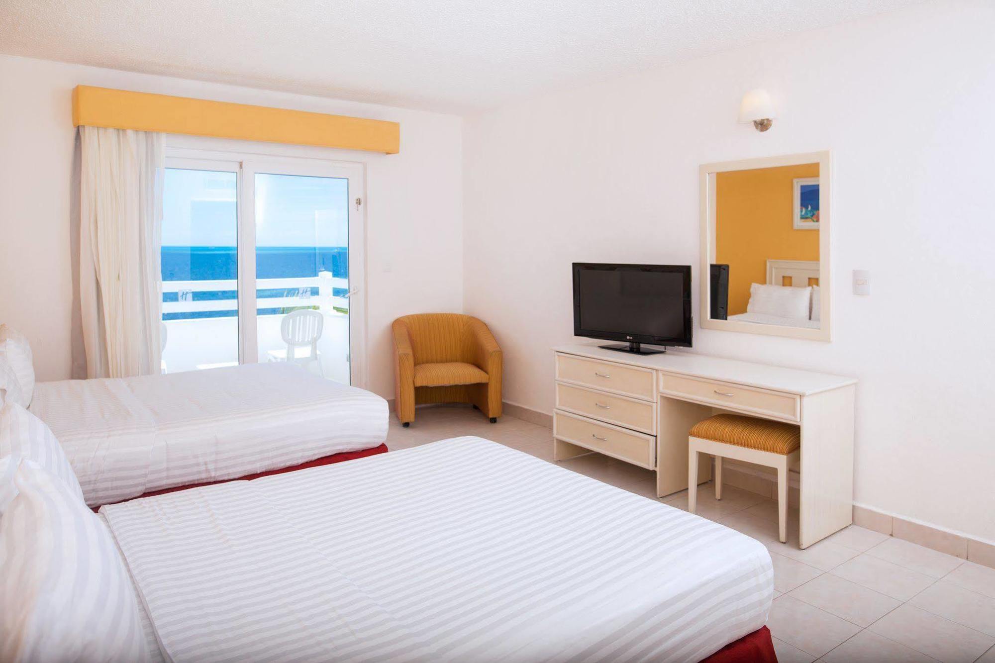 Ocean View Arenas Cancún