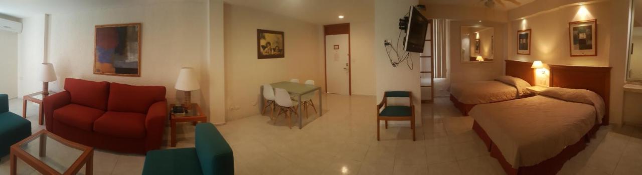 Hotel Y Nader 3*