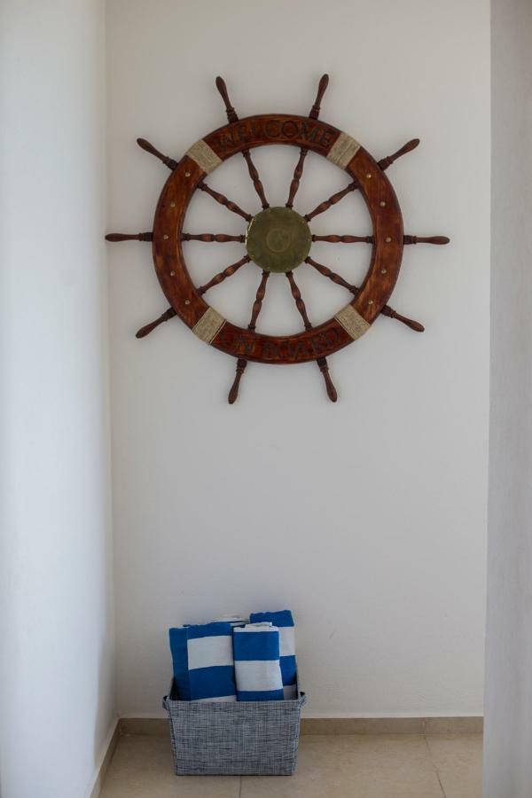 Amara Beachfront Apartamento