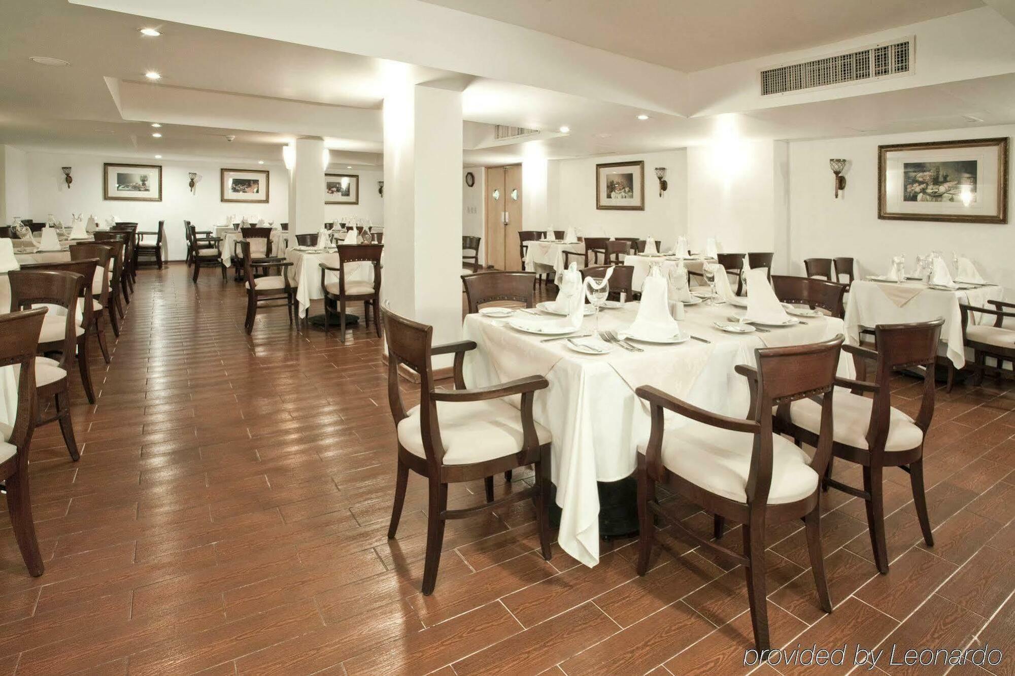 Resort Ocean View Arenas Cancún
