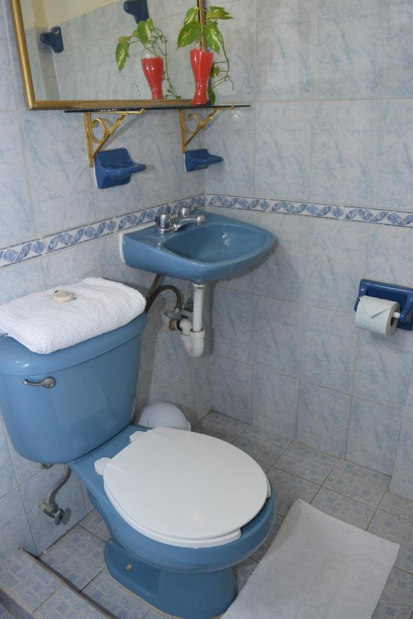 Hotel Suites Le Monde