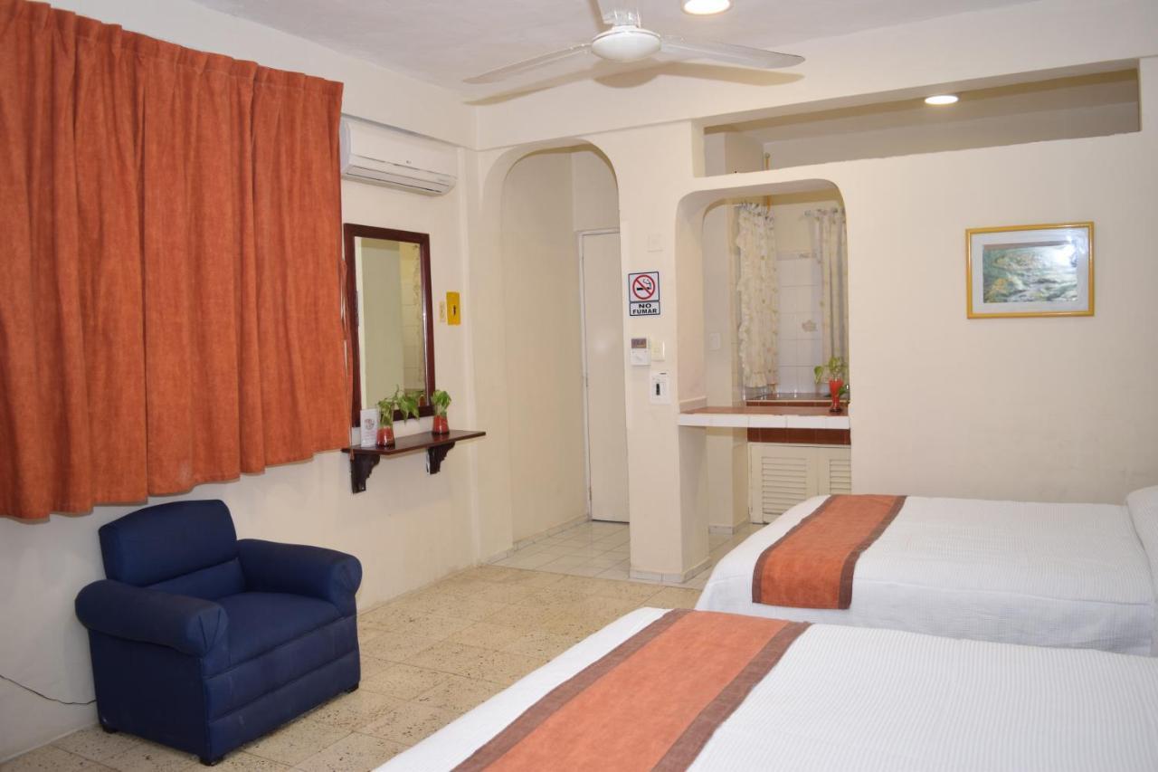 Suites Le Monde Hotel
