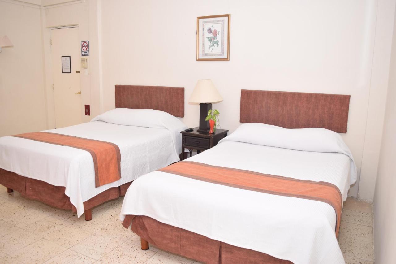 Suites Le Monde Hotel 2*