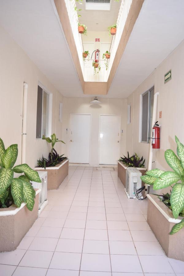 Suites Le Monde Hotel