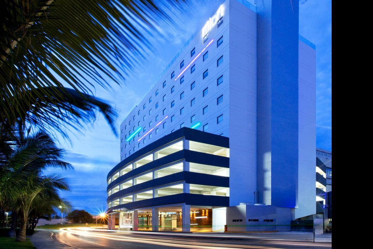 Aloft Hotel Cancún