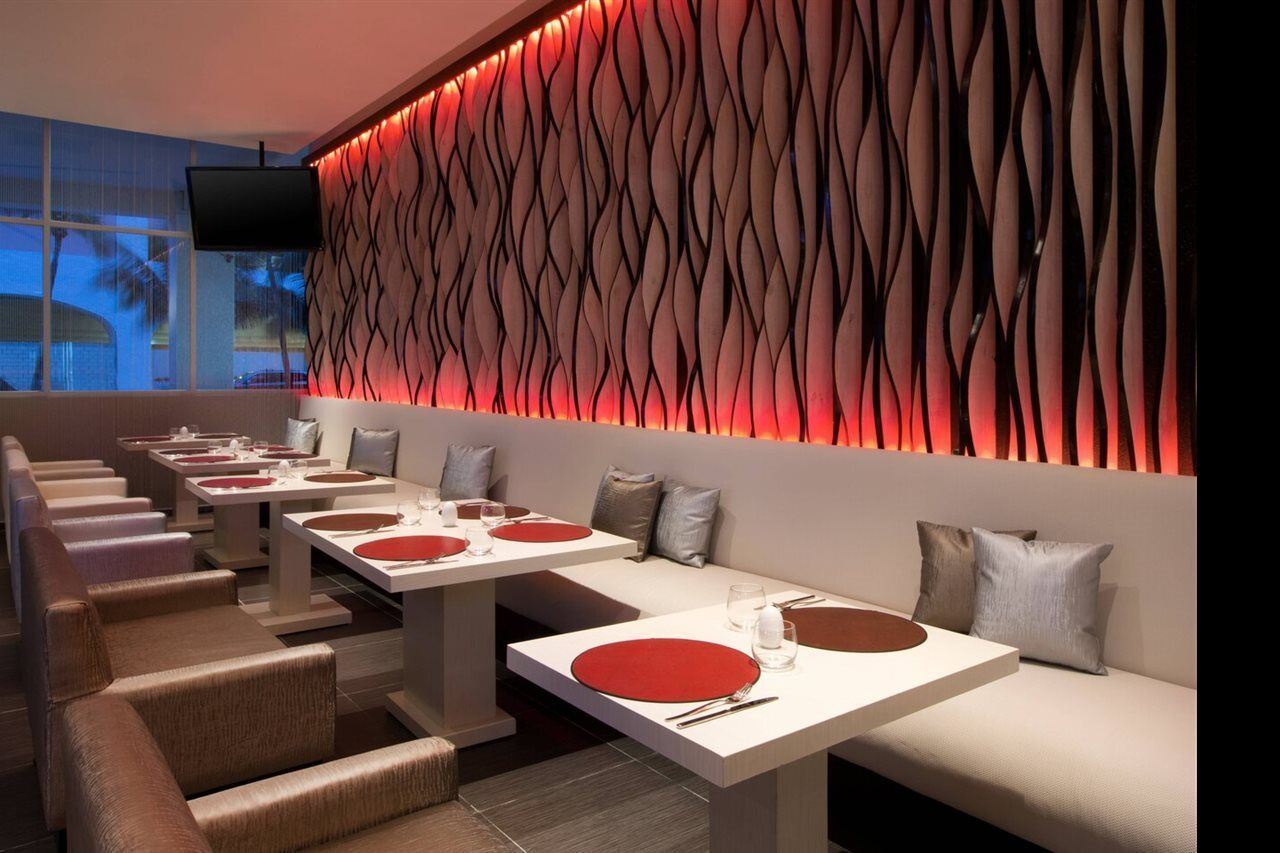 Aloft Hotel 4*