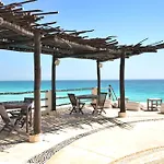 Ar Cancun Plaza