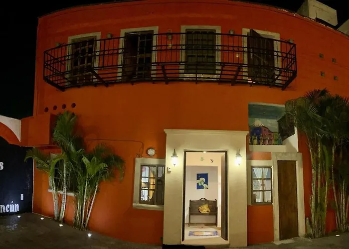 Ikaro Suites Colonial