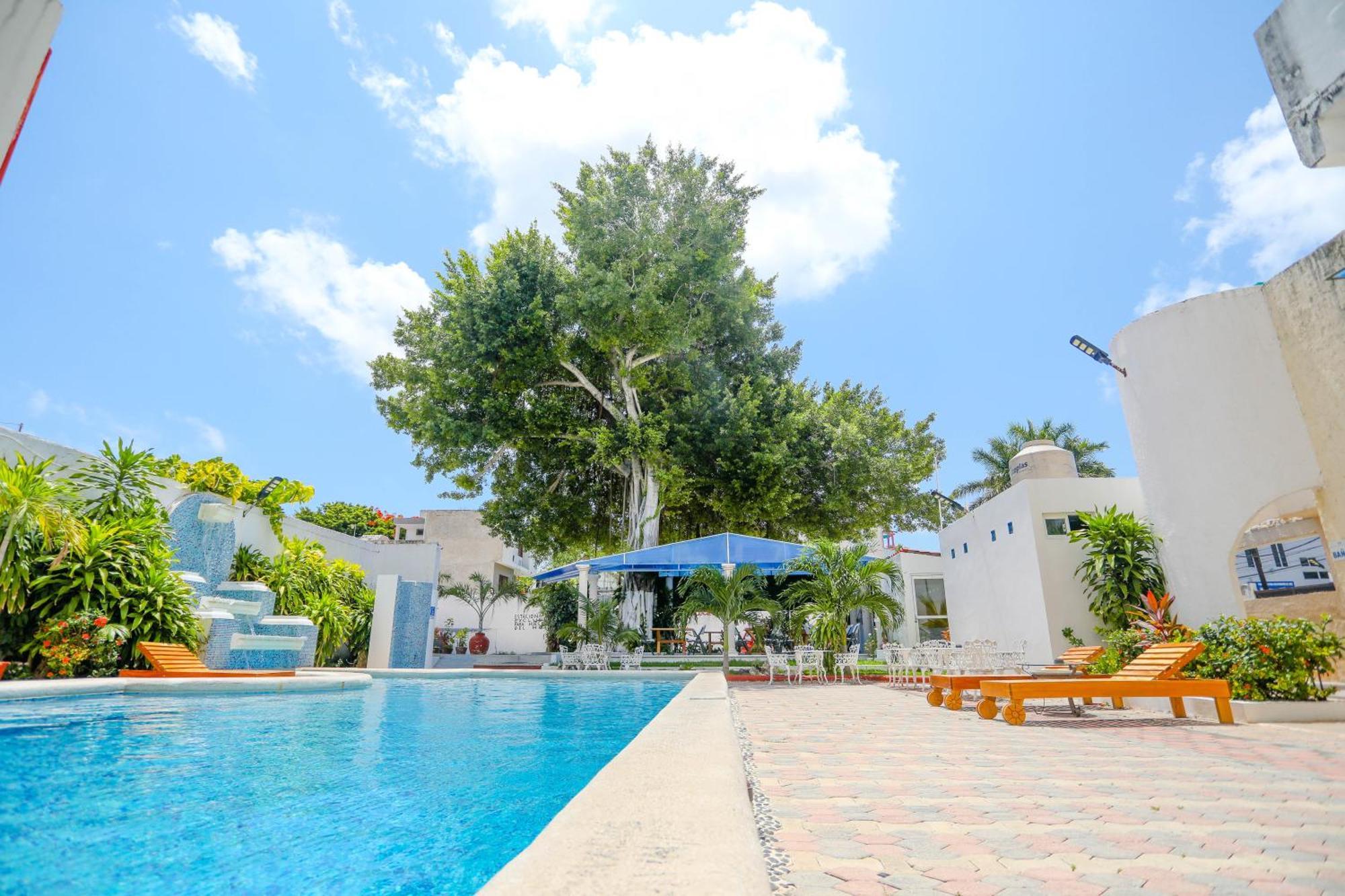 Maria De Lourdes Cancún