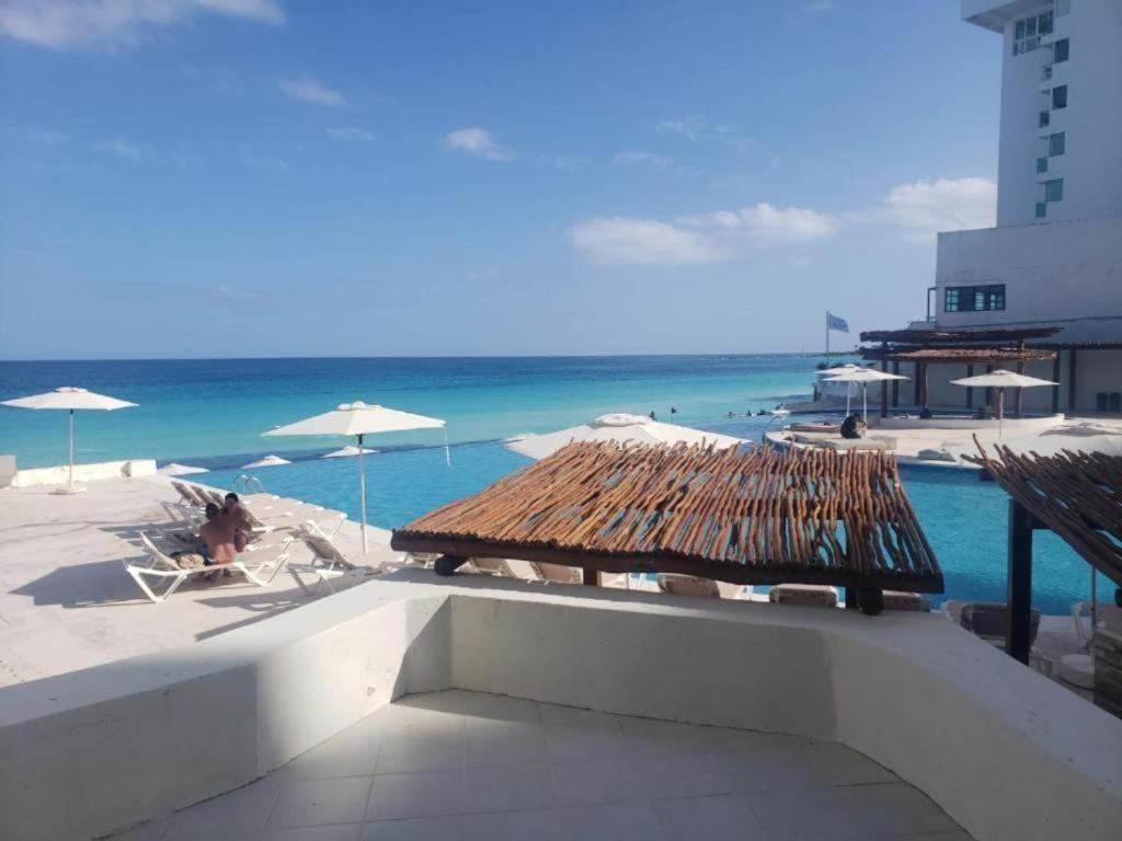 Beachfront With Ocean View * Cancún