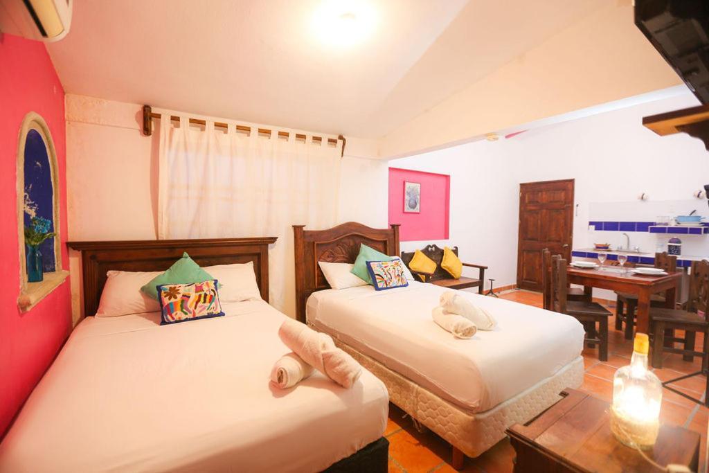 Ikaro Colonial Hotel 3*