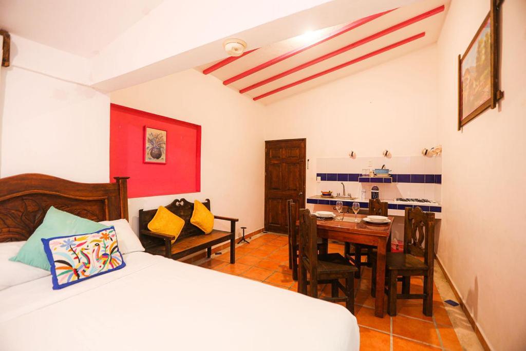 Ikaro Colonial Hotel Cancún