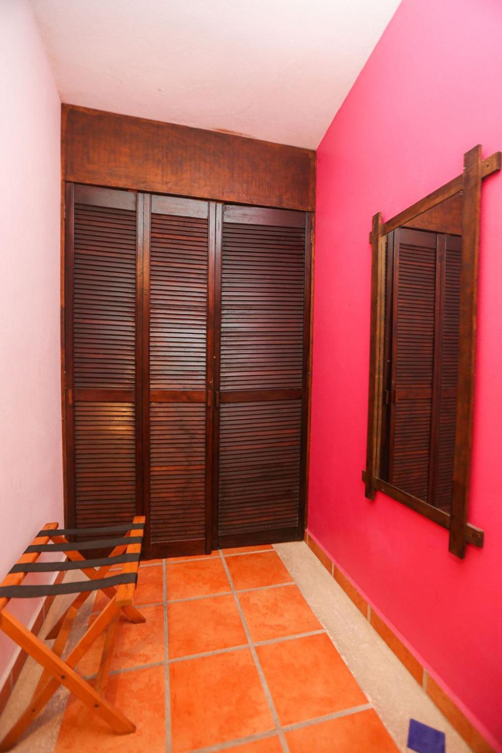 Ikaro Colonial 3*