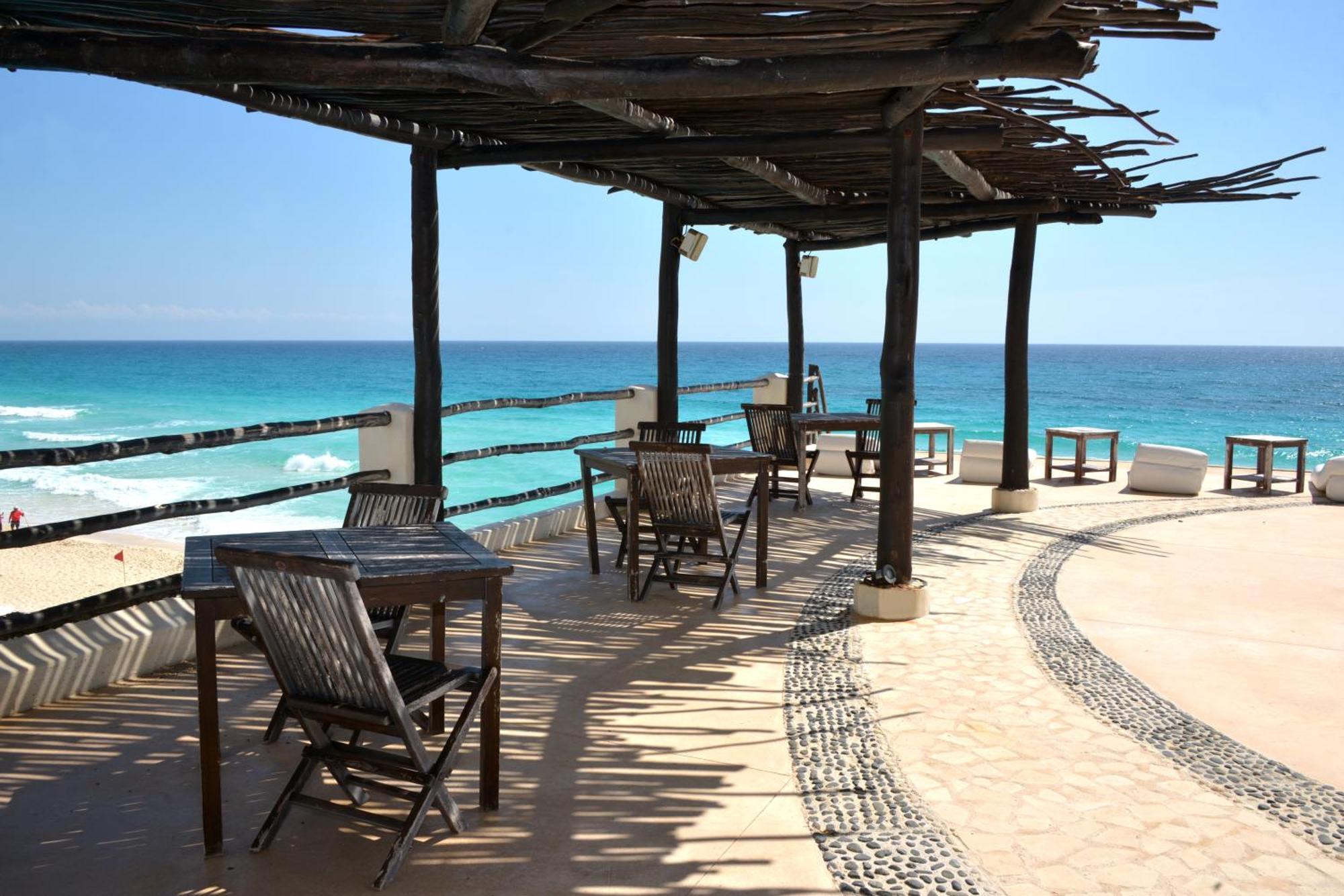 Ar Plaza Cancun