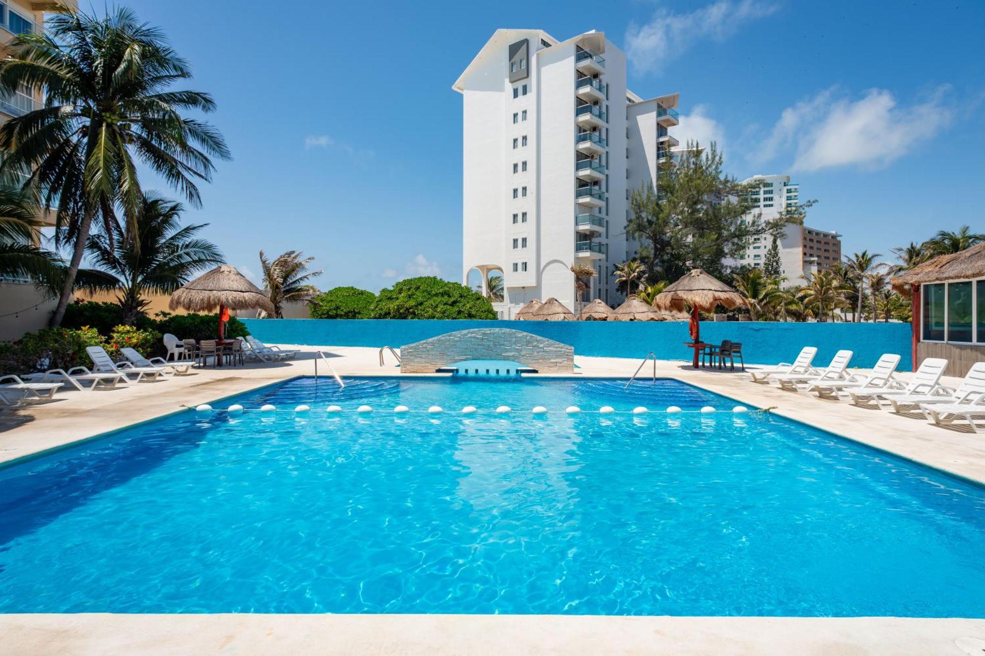 Beachfront At Salvia *