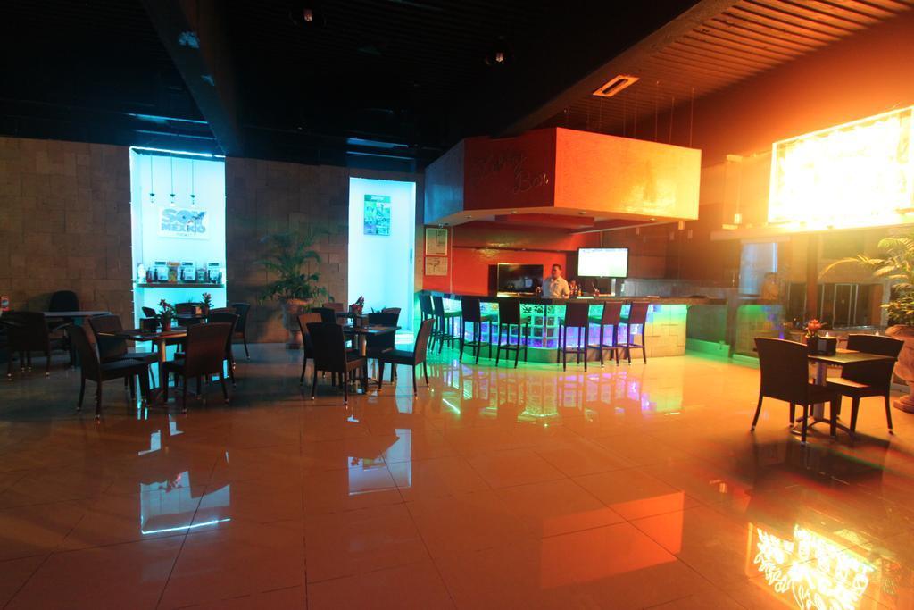 Plaza Caribe