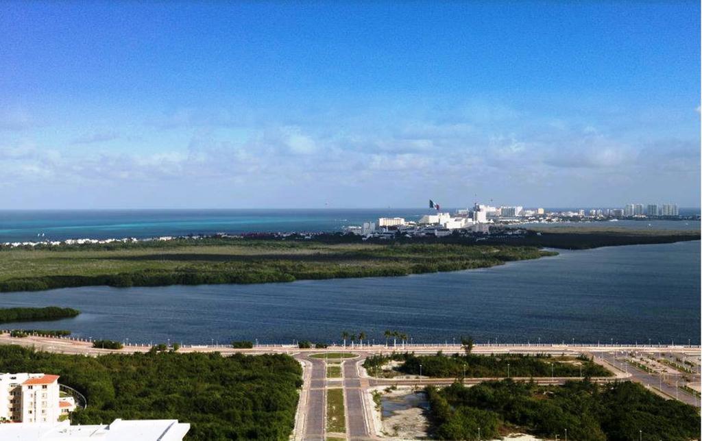 Malecon Cancún