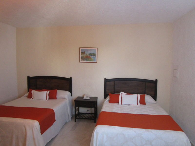Hotel Imperial Laguna Faranda
