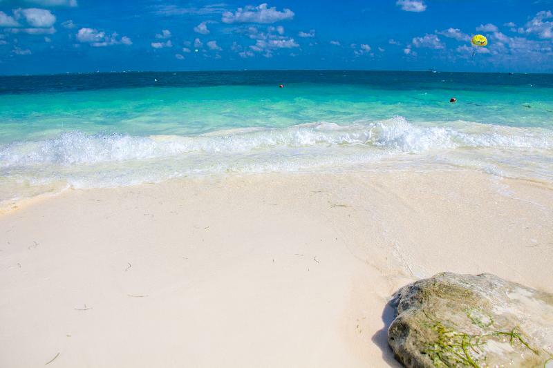 Maya Caribe Faranda