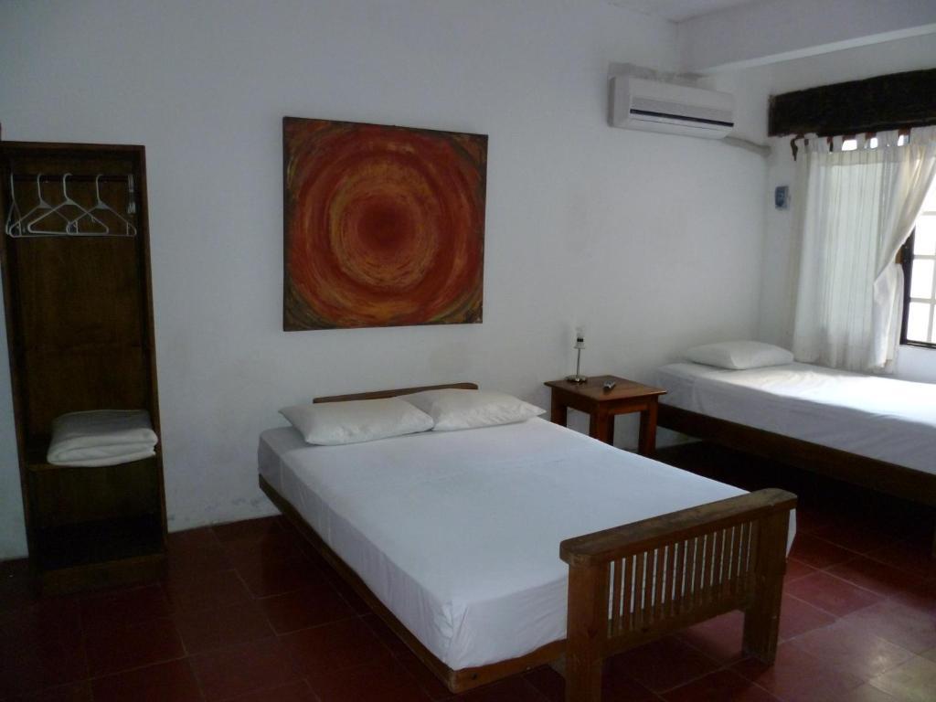 Haina Hostal *