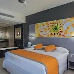 Riu Cancun (Adults Only)