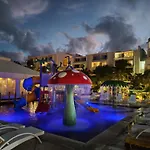 Solymar Condos