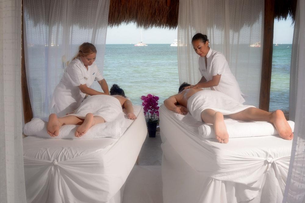 Resort Bay 4*
