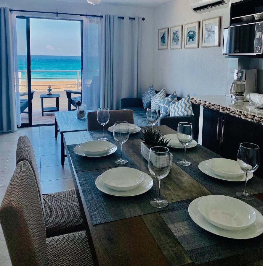 Zone, Beachfront 2 Bedroom - Prime Location