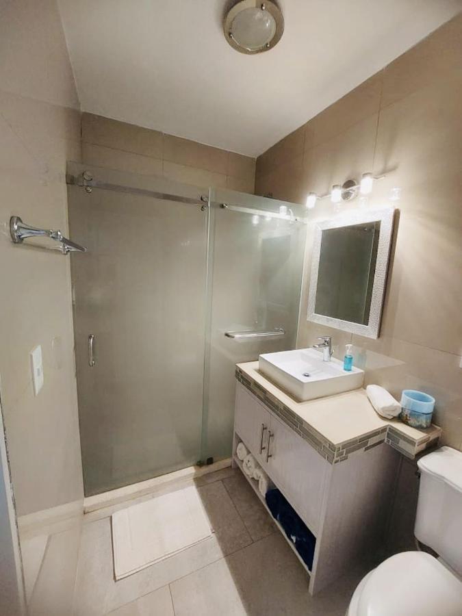 Zone, Beachfront 2 Bedroom - Prime Location Cancún