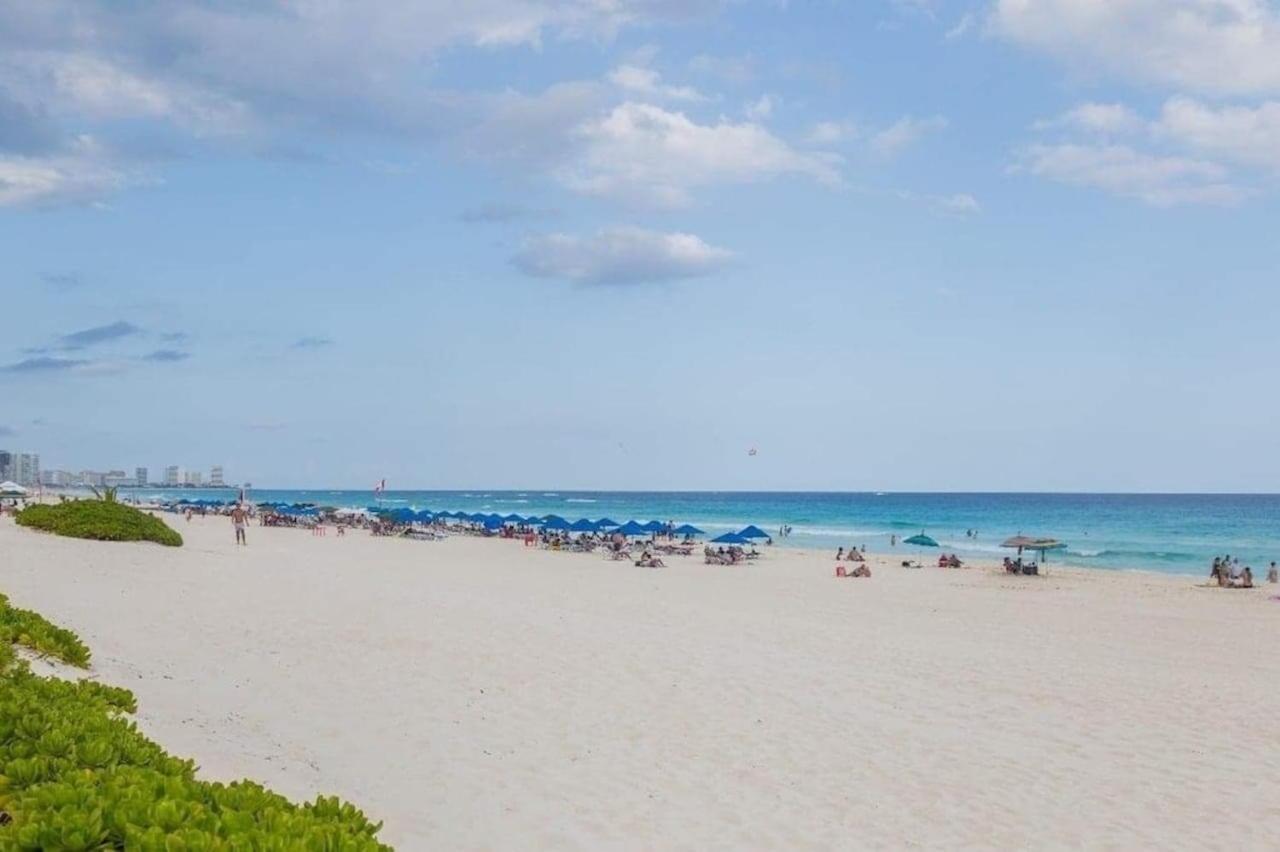Apartamento Zone, Beachfront 2 Bedroom - Prime Location