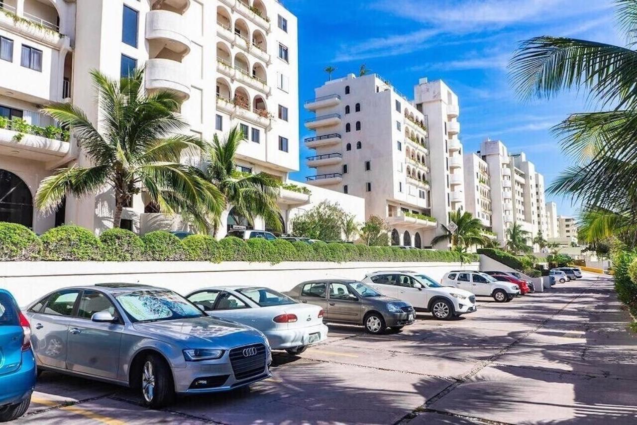 Zone, Beachfront 2 Bedroom - Prime Location Apartamento
