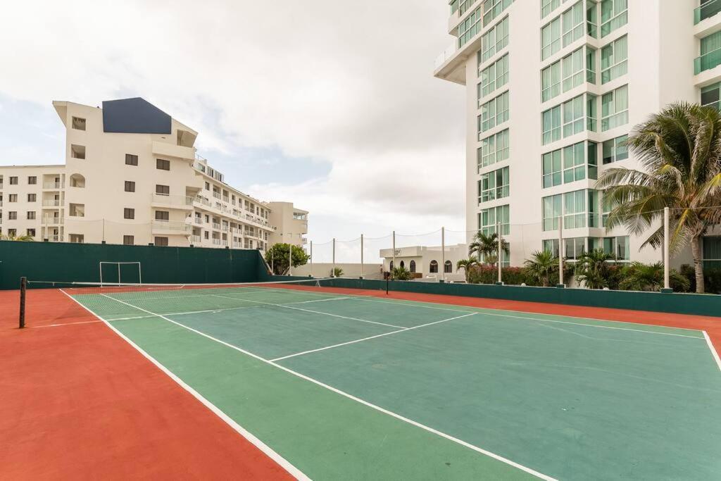 Ocean Front 2c, New Listing * Cancún