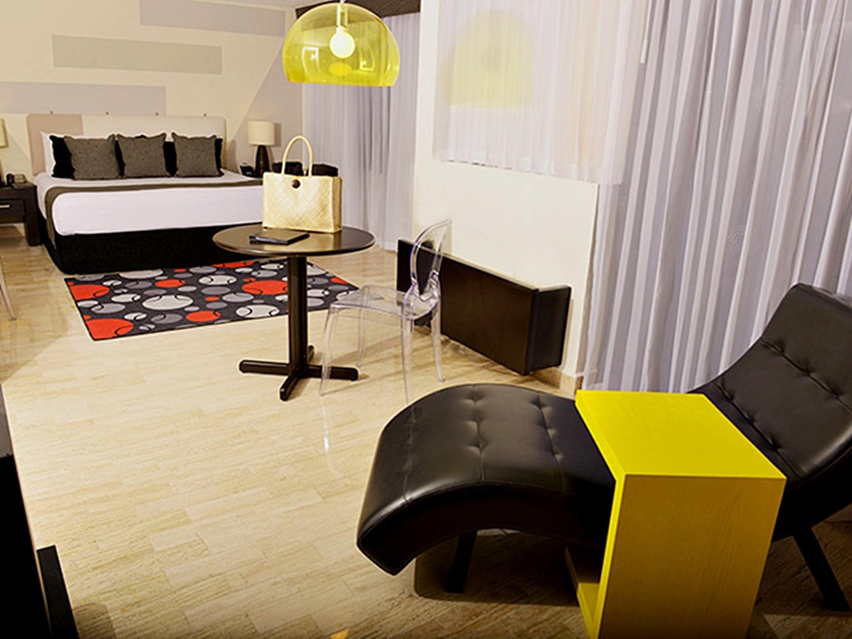 Oh! - The Urban Oasis & Club (adults Only)