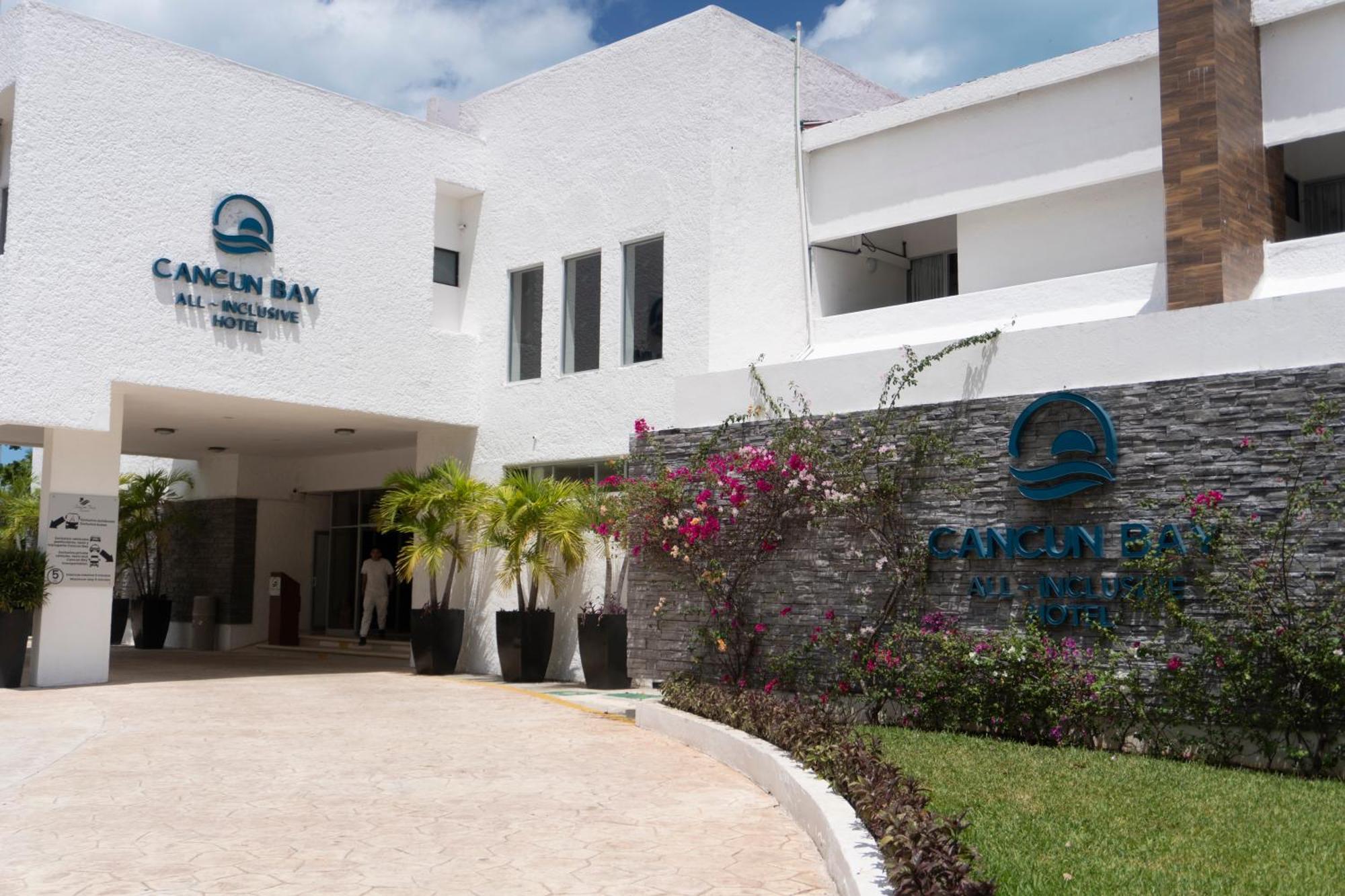 Resort Bay Cancun