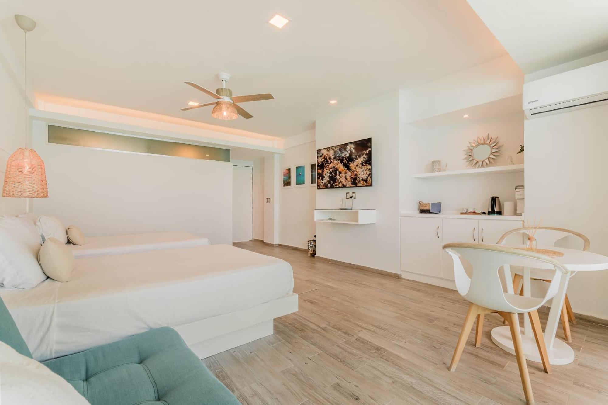 The Ocean Vibes By Casa Paraiso Apartahotel *