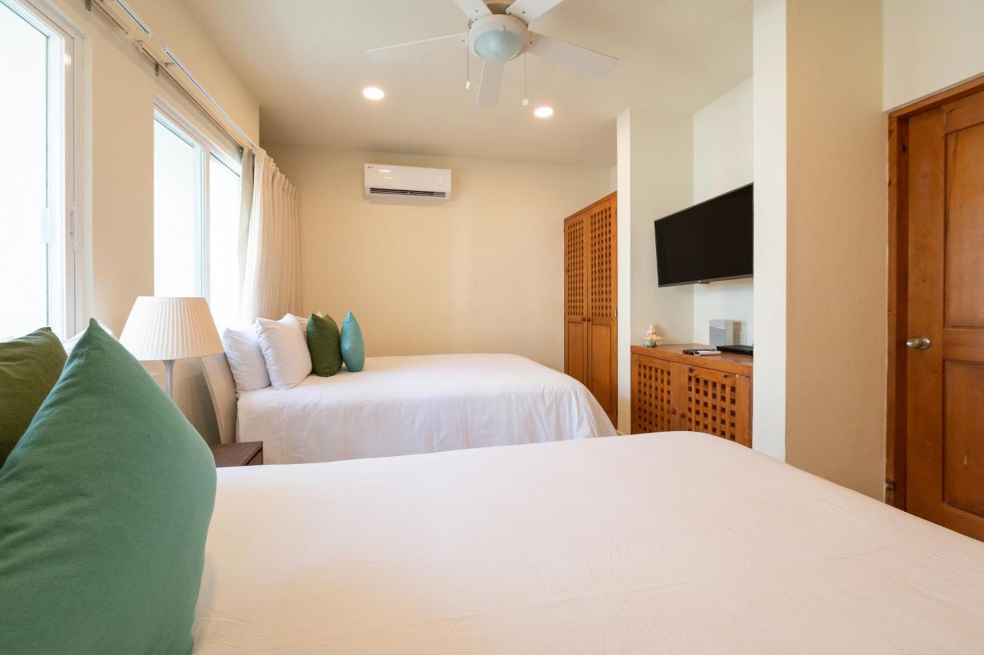 Punta Sam - Beachfront Luxury Villa *