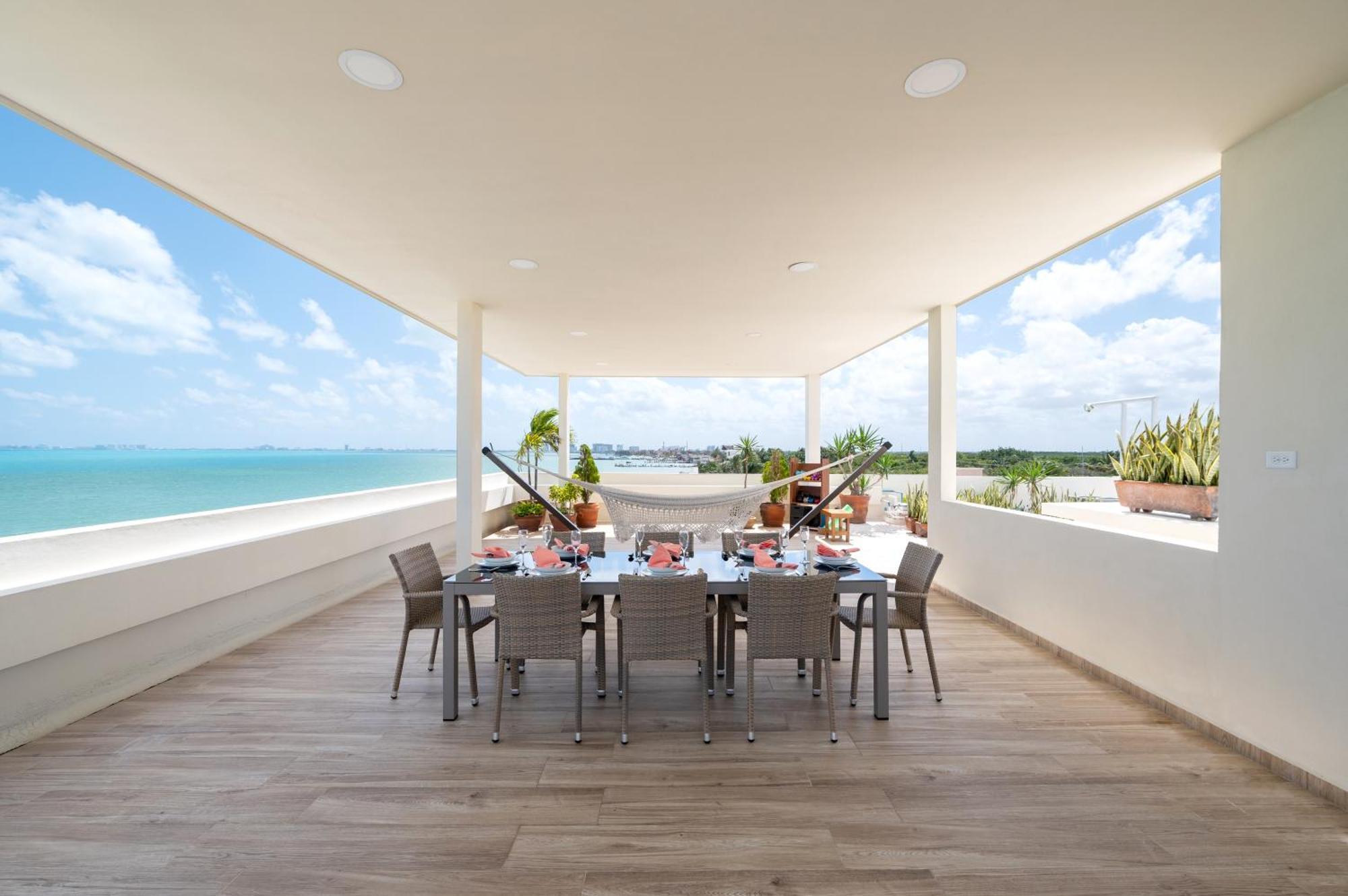 Punta Sam - Beachfront Luxury * Cancún