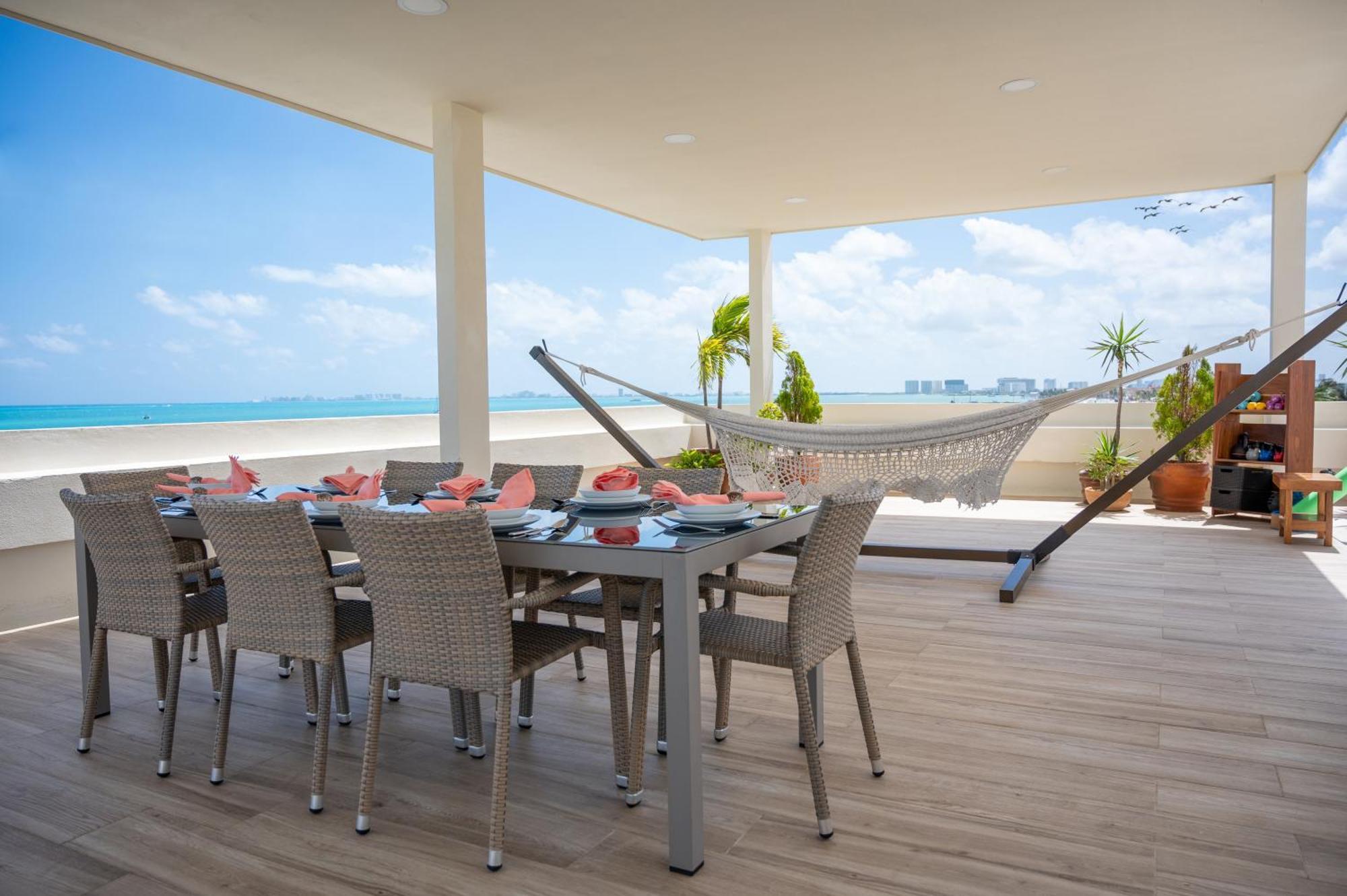 Punta Sam - Beachfront Luxury *