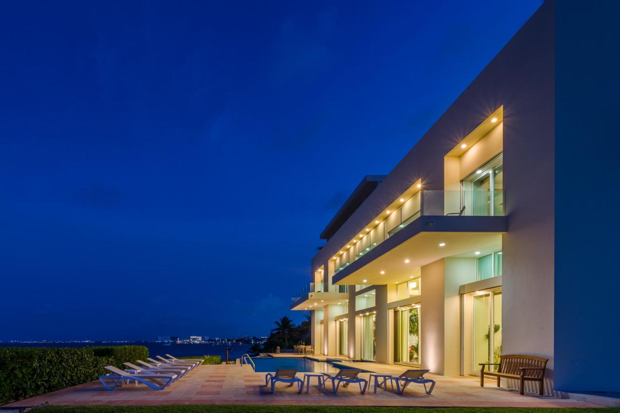 Punta Sam - Beachfront Luxury * Cancún