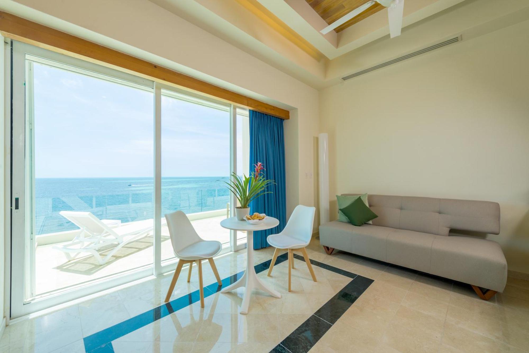 Punta Sam - Beachfront Luxury Villa Cancún