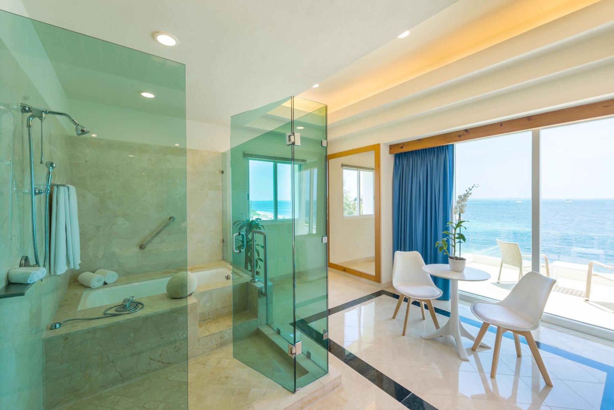 Punta Sam - Beachfront Luxury