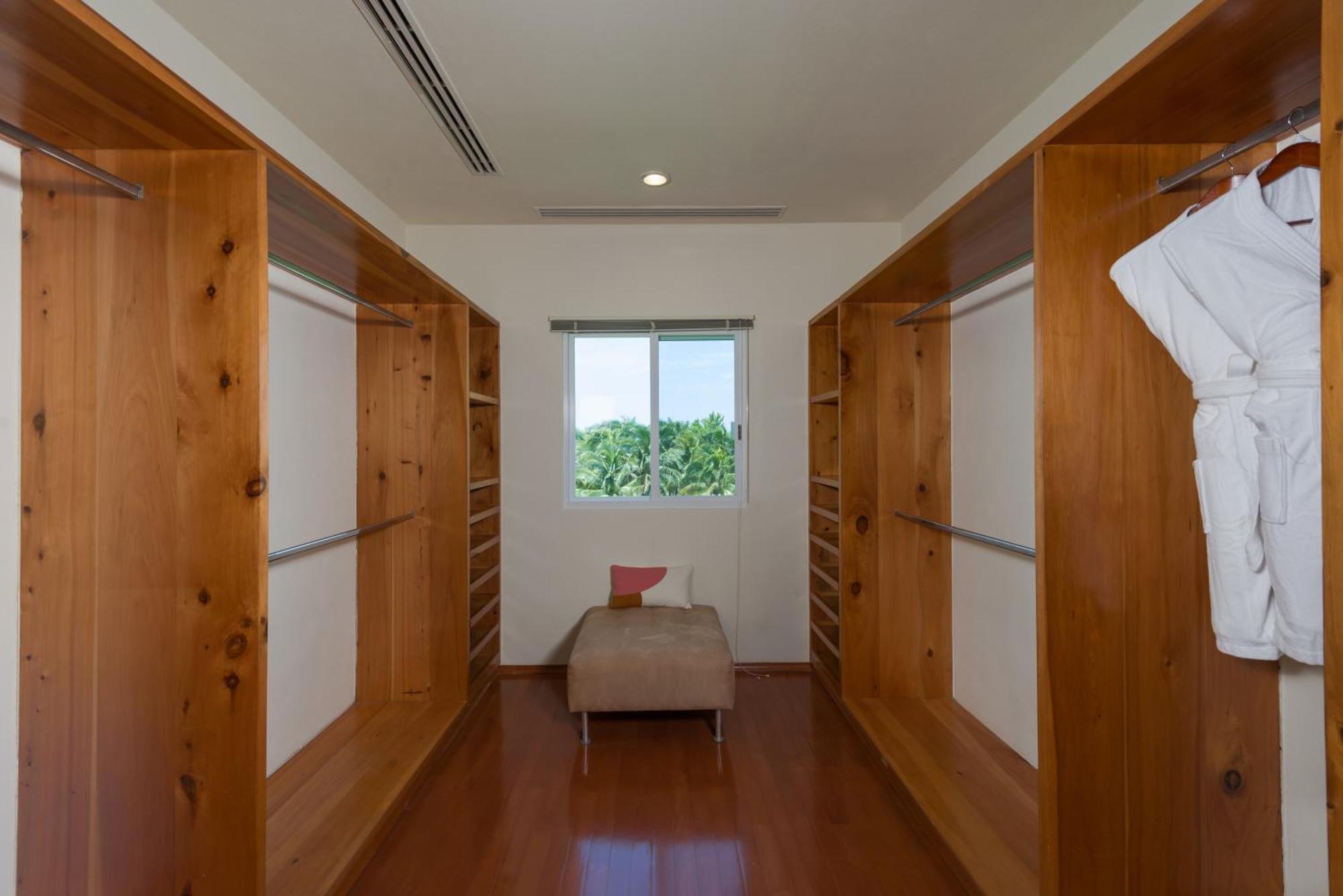 Punta Sam - Beachfront Luxury * Cancún