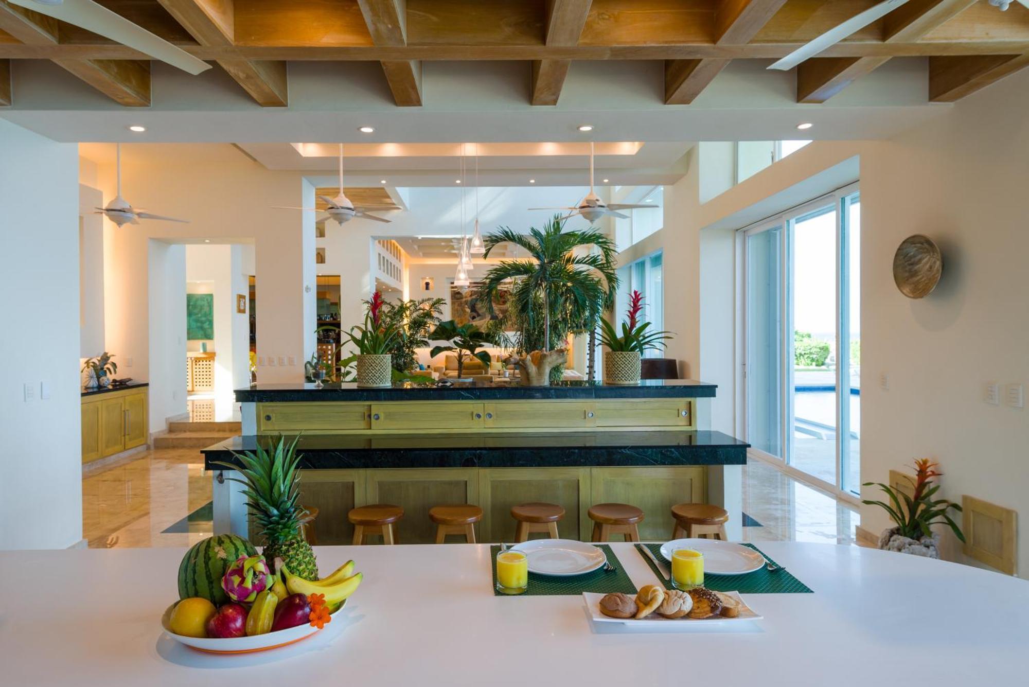 Punta Sam - Beachfront Luxury Villa Cancún