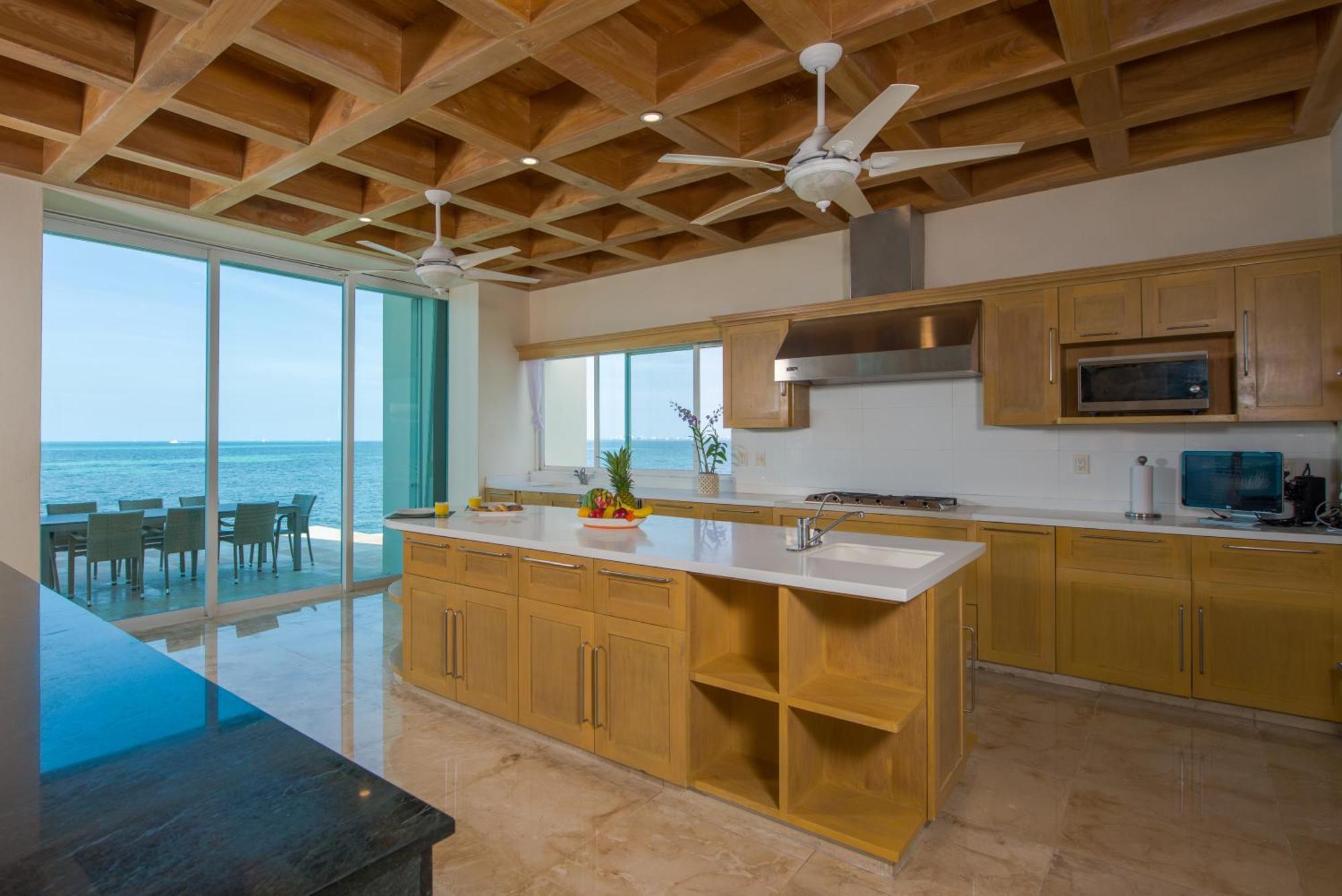 Punta Sam - Beachfront Luxury
