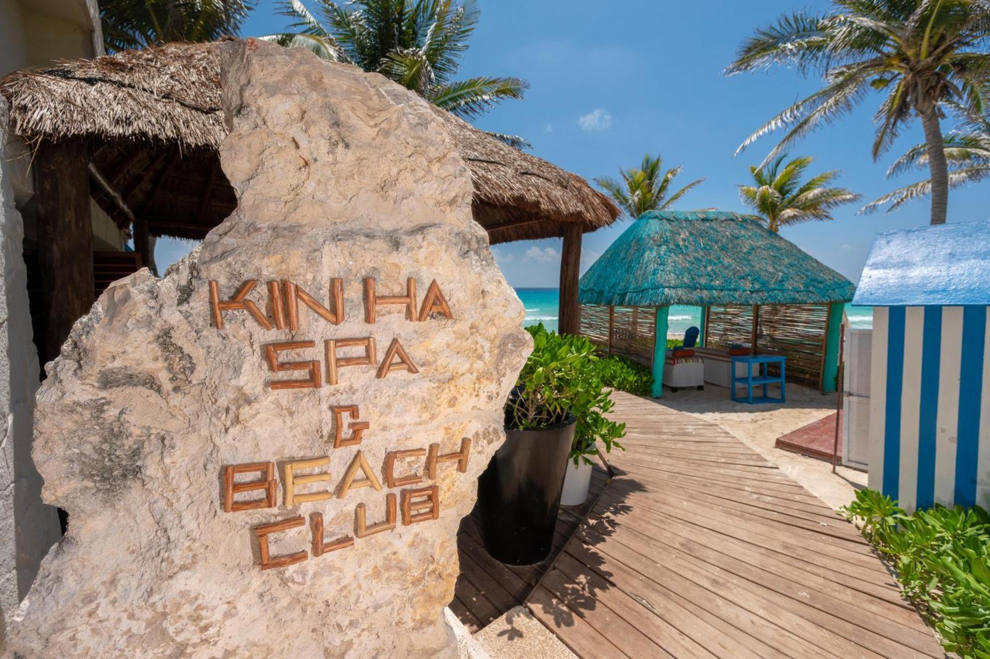 Grand Oasis Resort
