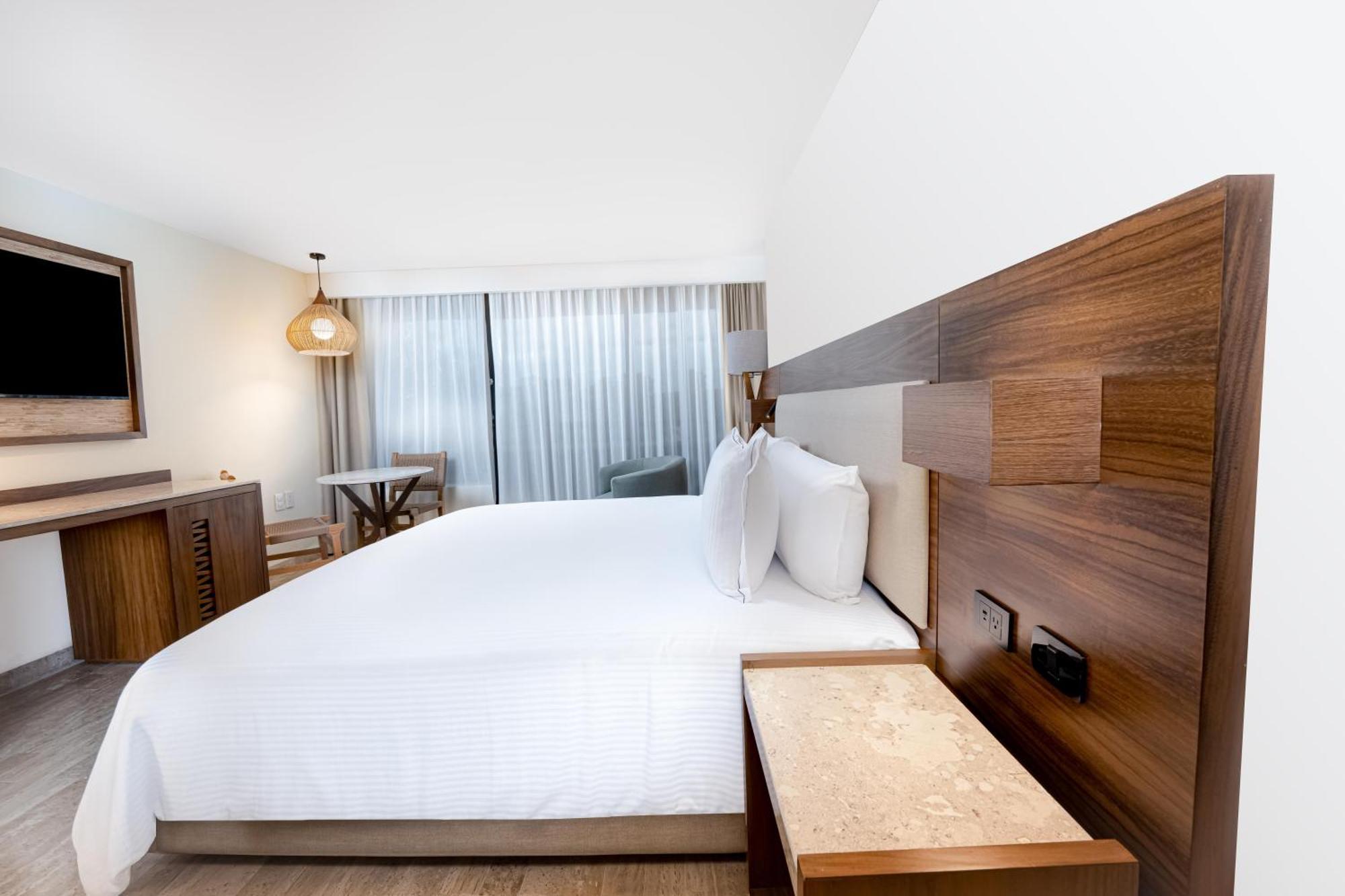 Oh! - The Urban Oasis & Club (adults Only) 4*